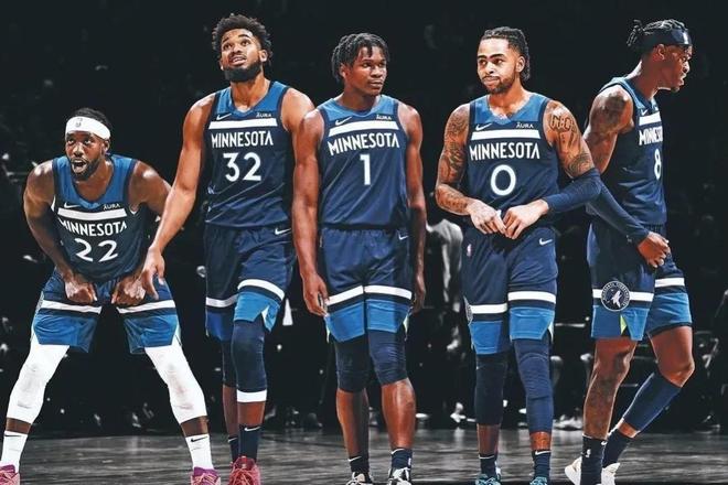 NBA圣诞大战！压轴对决变成笑话，湖人队真的出问题了！（NBA圣诞大战压轴沦为闹剧，湖人问题暴露无遗）