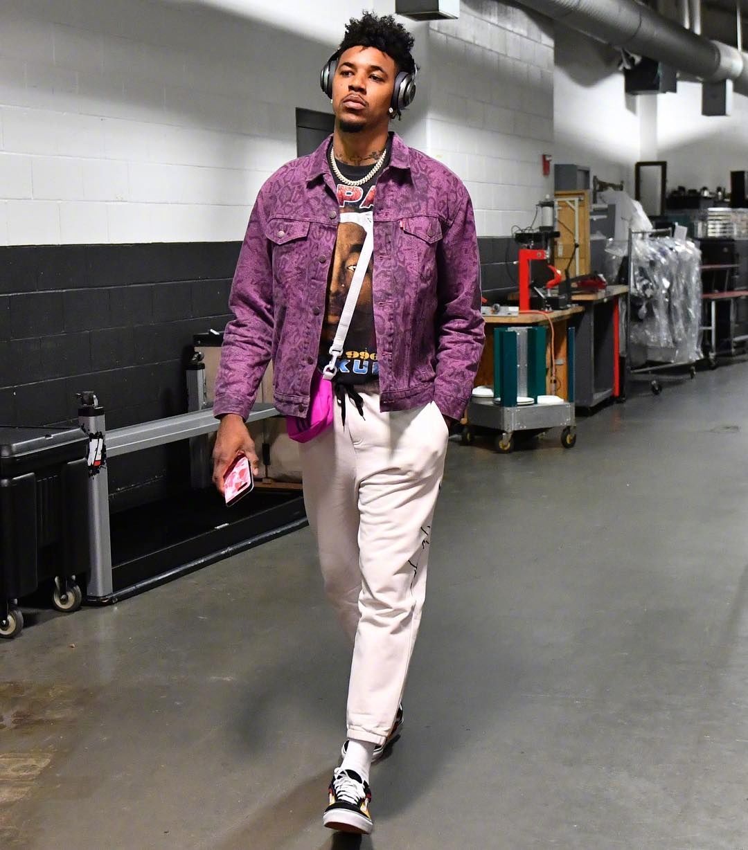 阿斯：拜仁加紧与于帕梅卡诺续约谈判，皇马考虑科纳特为备选（阿斯报：拜仁加速推动于帕梅卡诺续约，皇马将科纳特视为备选方案）