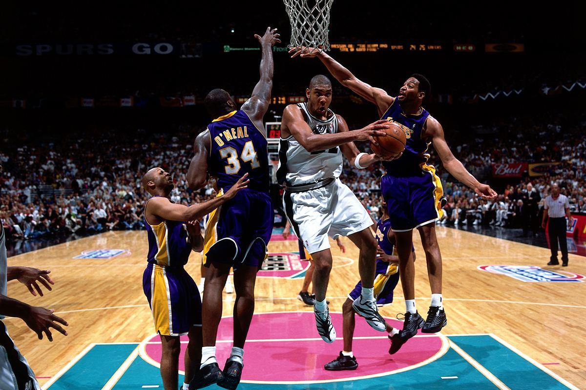 WNBL爆砍28分13板4帽！韩旭发博晒照：嗯哼 小小嘚瑟一下战绩（韩旭WNBL轰下28分13板4帽，社媒晒照打趣：嗯哼，小小得瑟一下战绩）