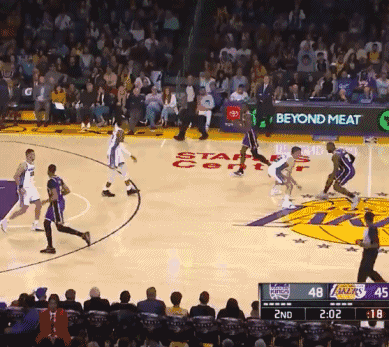 英联杯半场：双方破门乏术，卡迪夫城暂0-0切尔西（英联杯半场战报：卡迪夫城与切尔西互交白卷，比分暂时0-0）