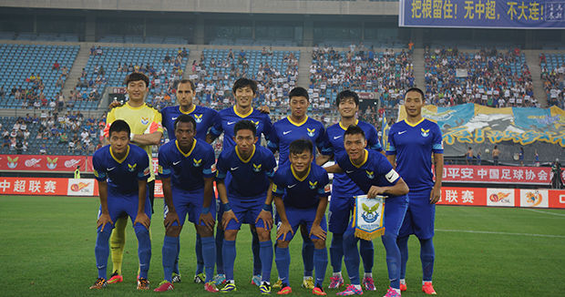 与4结缘，多特5轮欧冠联赛有4轮打入4球，剩下1轮被曼城进4球（多特与数字4有缘：5轮欧冠4场各入4球，另1场被曼城打进4球）