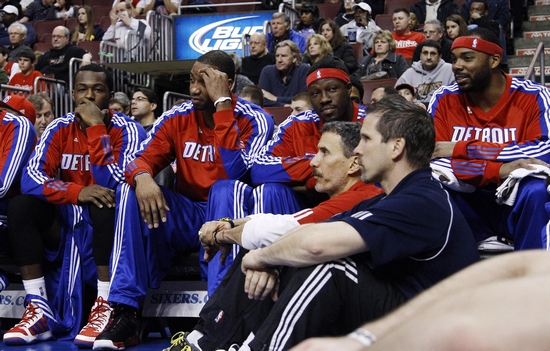 海港夺冠历程：上半程排第4，对BIG4仅取1分；下半程11胜2平2负（海港封王轨迹：半程居第4对BIG4仅得1分，下半程11胜2平2负）