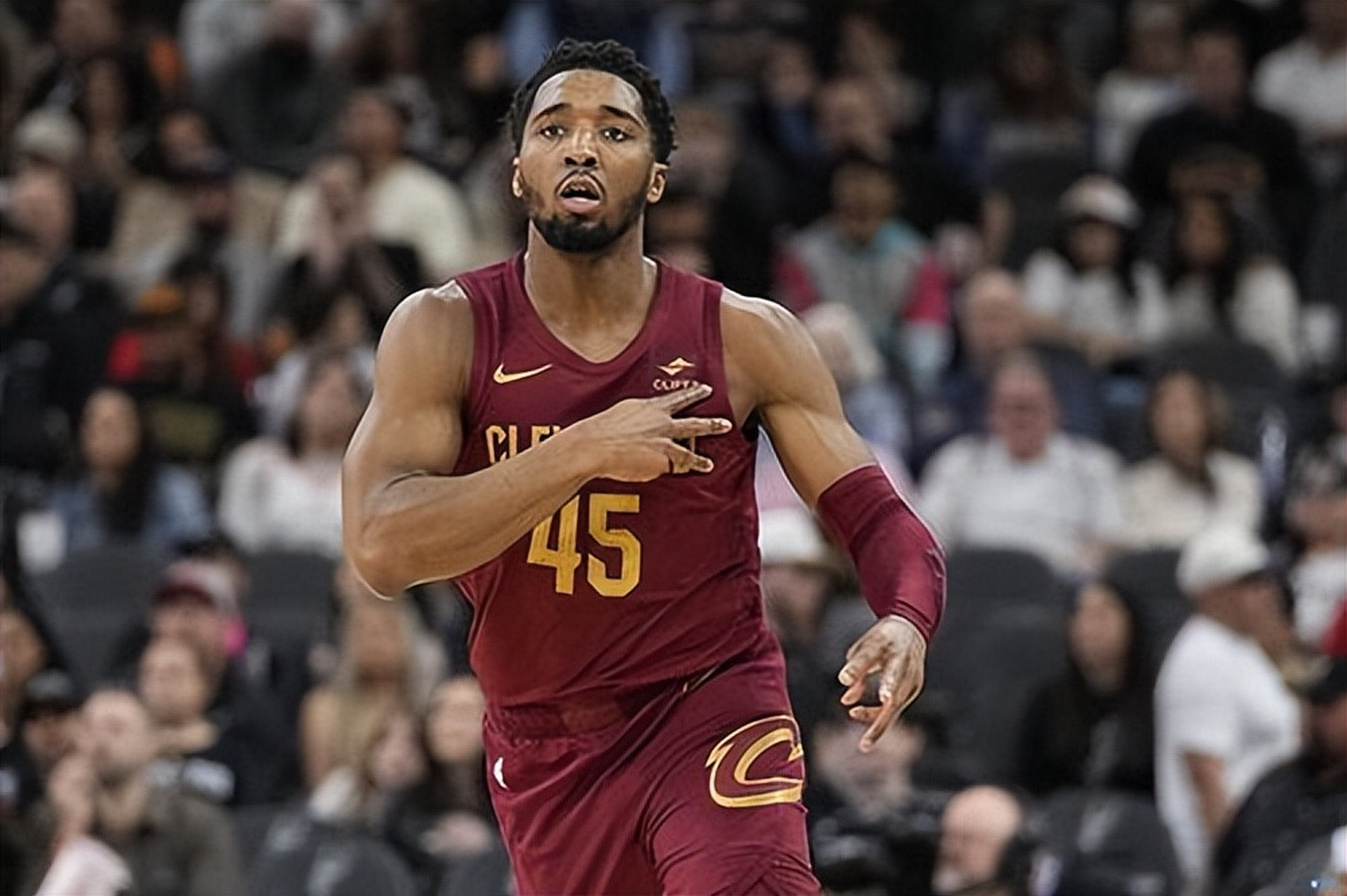 加里·内维尔：切尔西中轴线不够硬，距离赢得英超还很远（加里·内维尔：切尔西缺少强硬中轴，距离英超冠军仍有差距）