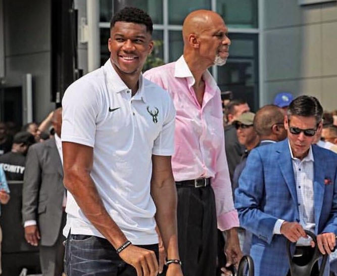 盘点最经典的篮球战术布置（经典篮球战术布置全解析）