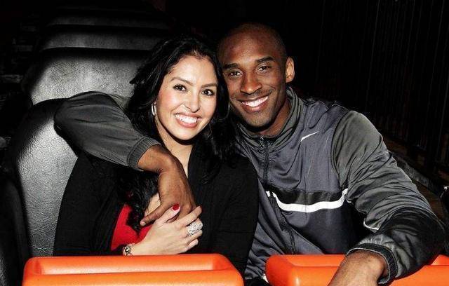 对土耳其后拒绝与边裁握手？德拉富恩特：我想道歉，不应这样（战土耳其后被指拒与边裁握手？德拉富恩特致歉：不该如此）